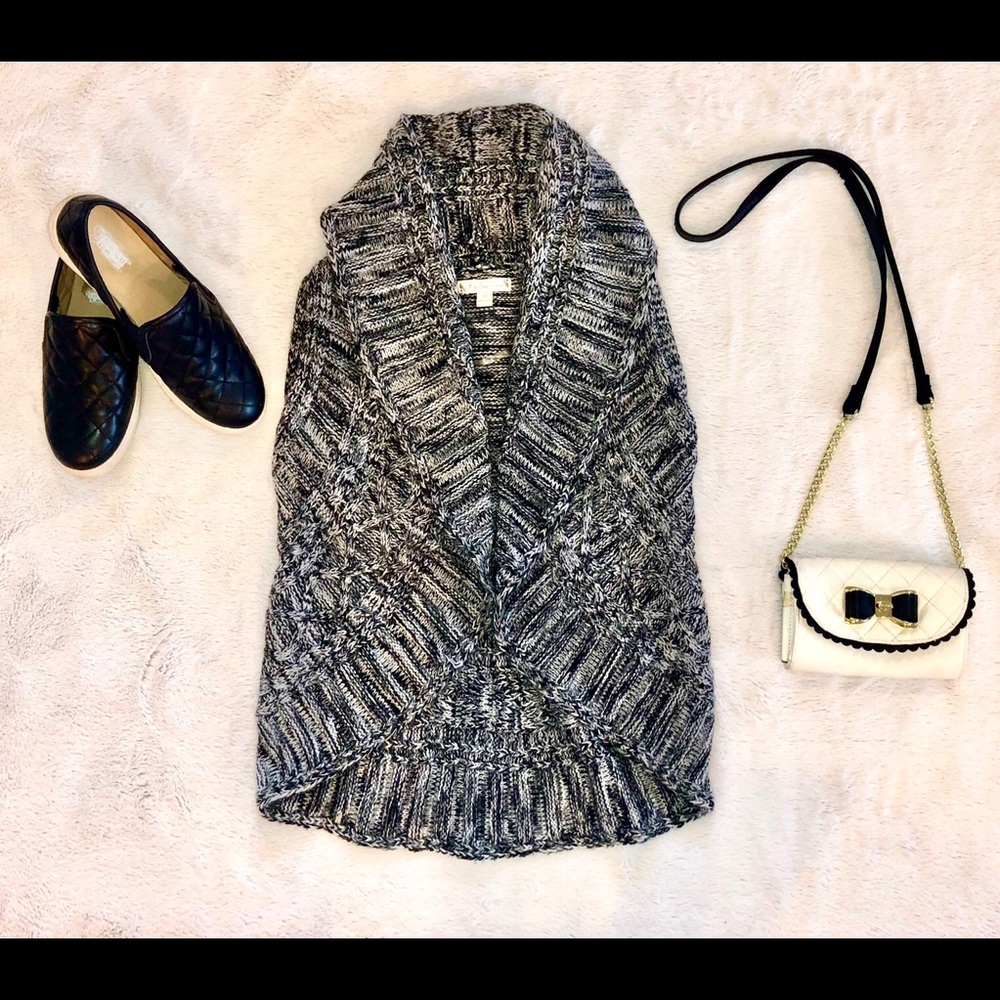 Black and White Knit Cover